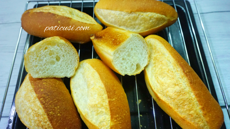 Bánh mì Việt Nam với sữa chua