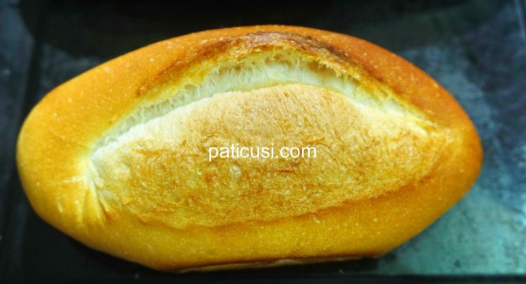 Bánh mì Việt Nam dùng bột cái poolish